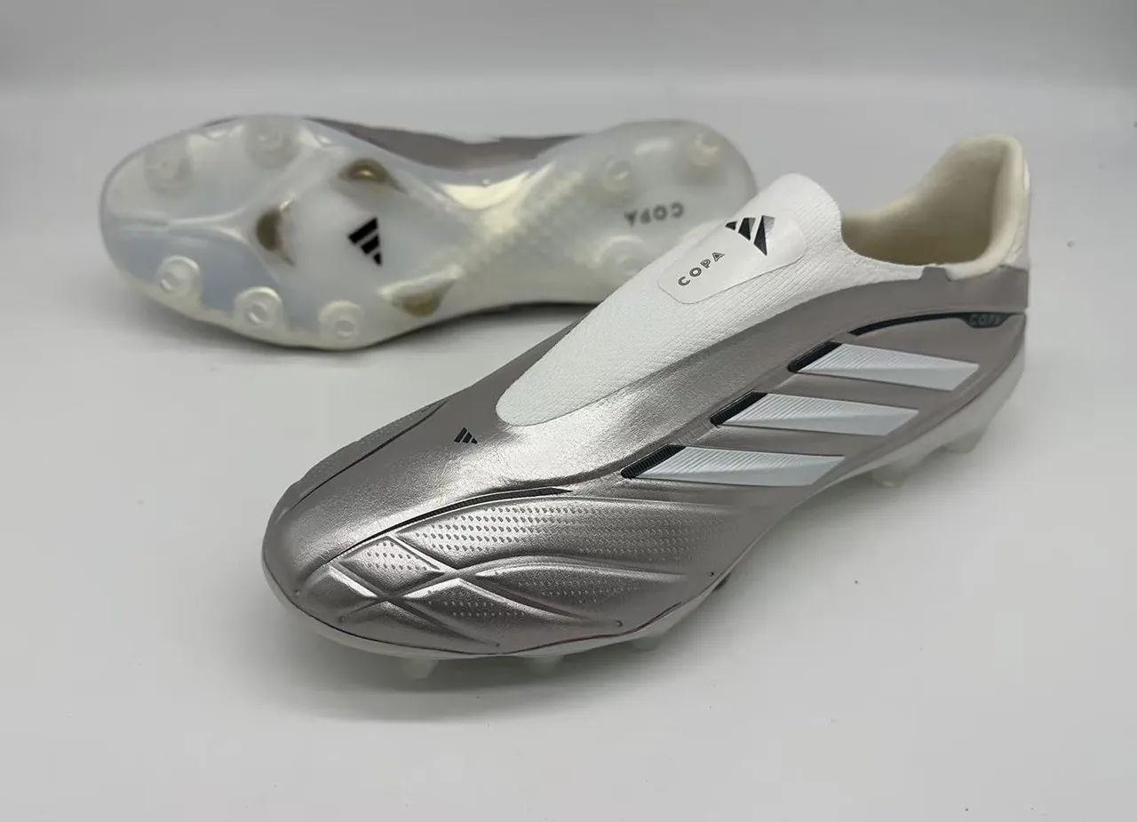 Adidas Copa রূপালী সাদা লেসবিহীন কলার ধাতব সিন্থেটিক উপর দৃঢ় গ্রাউন্ড ফুটবল জুতো 11