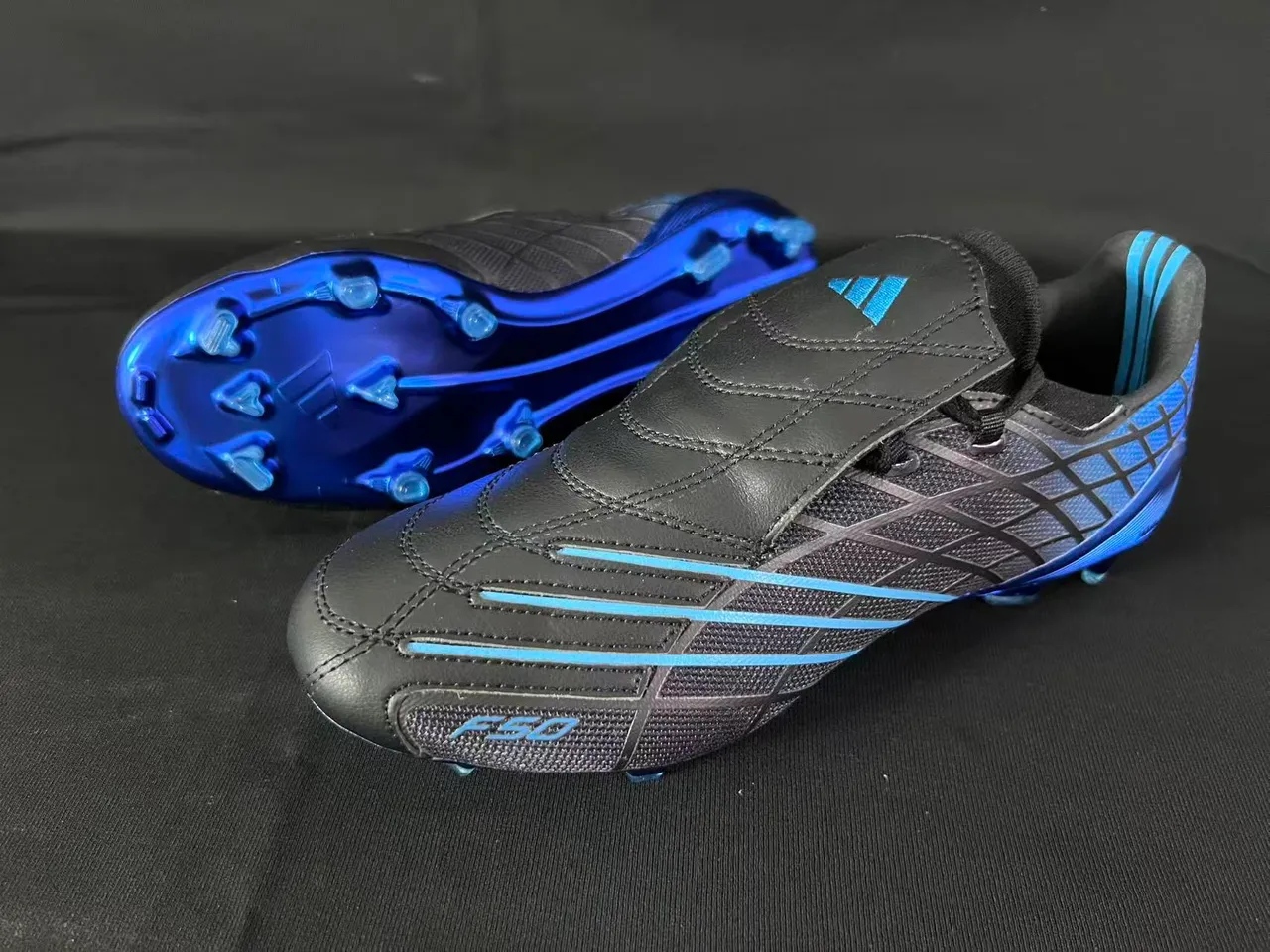 Adidas F50 Black Blue Laceless Strap Closure Textured Synthetic Upper Firm-Ground Soccer Shoes 9
