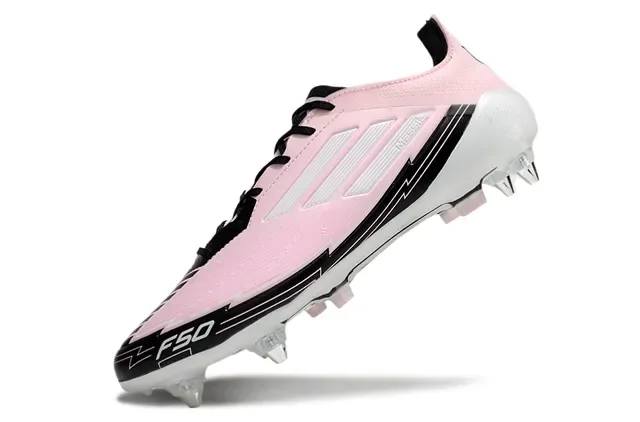 Adidas F50 Messi 粉黑 室外足球鞋 3