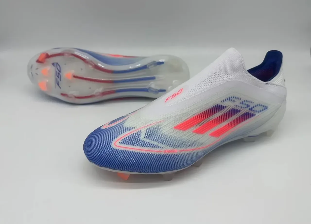 Adidas F50 Sapatos de futebol branco e azul colar de meia overlay de listras gradientes superfície firme 18
