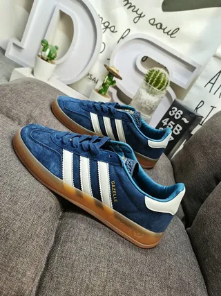Adidas Gazelle Blue Suede White Stripes Gum Sole Lifestyle Sneakers 7