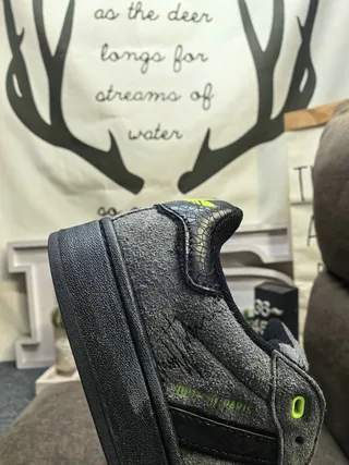 Adidas Gray Green Textured Heather Upper Black Three-Stripe Side Panels Lifestyle Sneakers 4