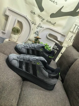 Adidas Gray Green Textured Heather Upper Black Three-Stripe Side Panels Lifestyle Sneakers 7