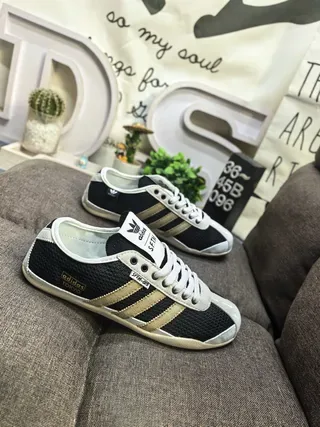 Adidas Gray Yellow Low-Top Ribbed Synthetic Upper Lifestyle Sneakers 9