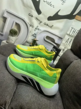 Adidas Green Yellow Chunky Sculpted Midsole Knit-Mesh Upper Lifestyle Sneakers 7