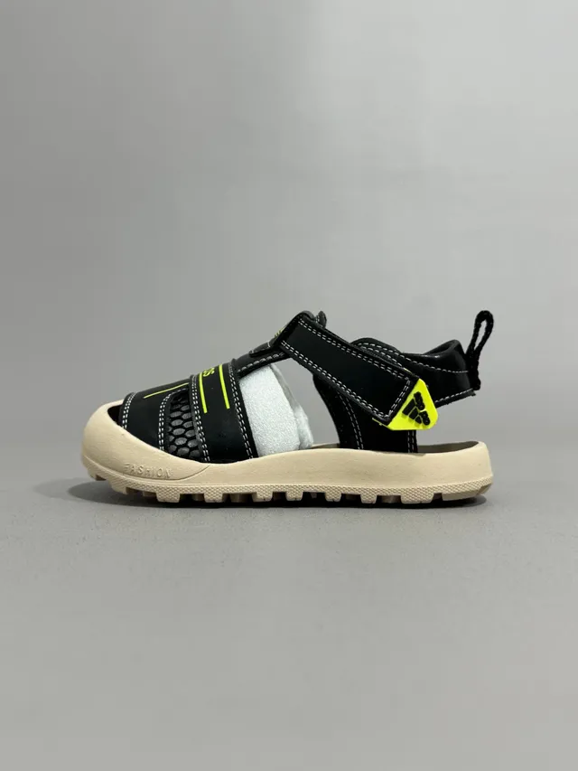 Adidas Enfants Vert Olive et Beige Sandales Casuales 8