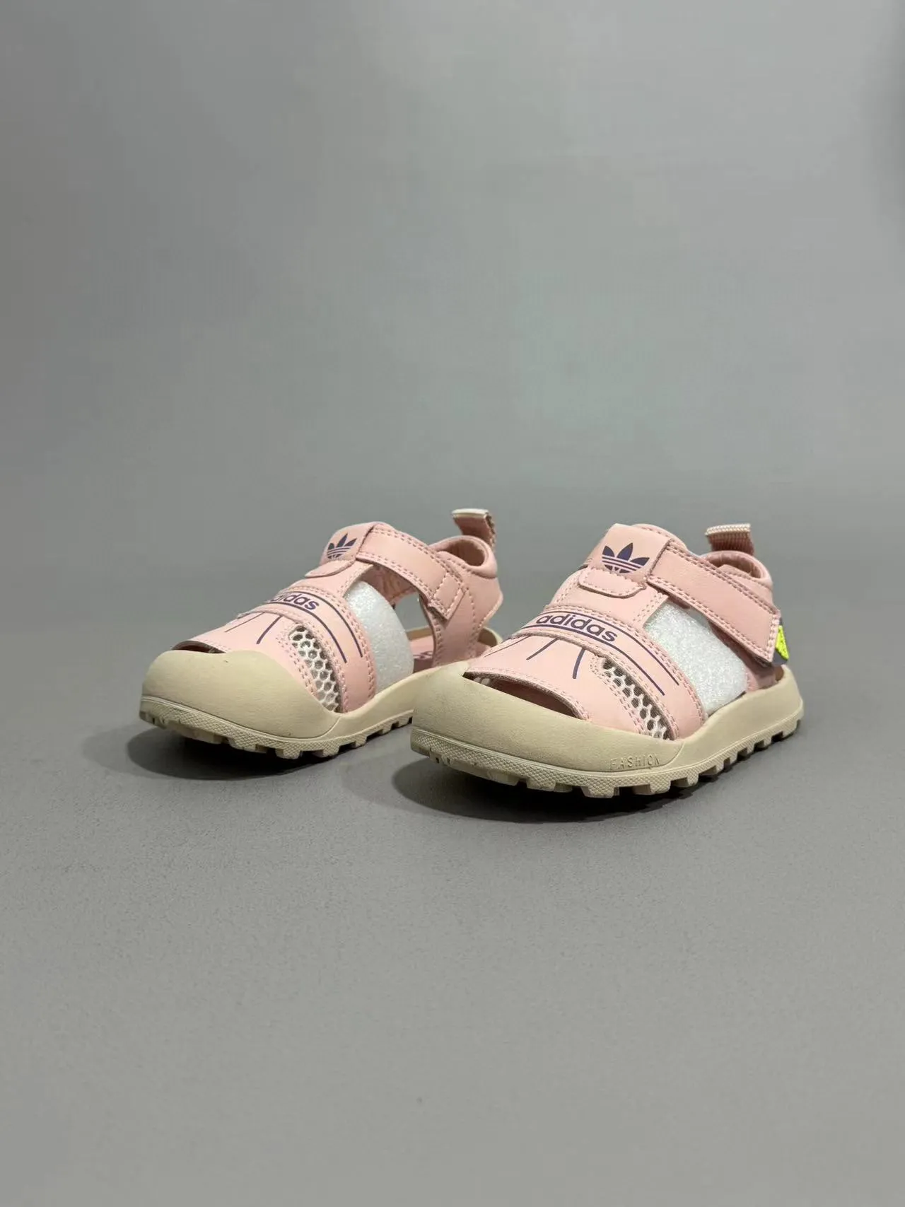 Adidas Enfants Vert Olive et Beige Sandales Casuales 22