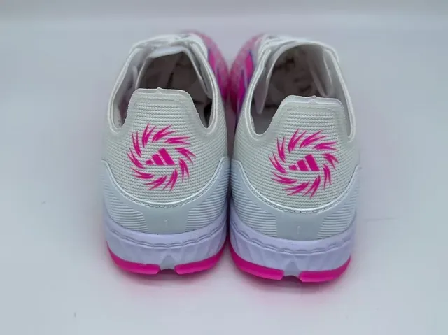 Adidas Liga Blanc et Rose Low-Cut Upper Synthétique Studs Coniques Moldés Gazon Artificiel Chaussures de Football 10