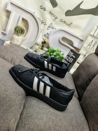Adidas Mary Jane Chaussures Mary Jane Noires Blanches Sans Lacets Panneau Latéral à Trois Rayures Mary Jane Chaussures 7