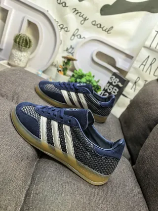 Adidas Navy Beige Low-Top Knit-Mesh Upper Lifestyle Sneakers 7