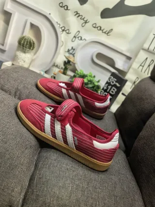 Adidas Pink White Laceless Mary Jane Style Pinstriped Textile Upper Lifestyle Sneakers 7