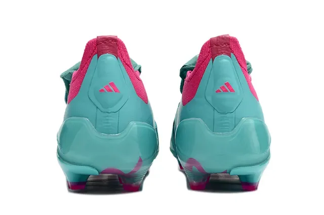 Adidas Predator Bleu Rose Turquesa Haut Synthétique Rayures Asymétriques Chaussures de Football Tiges Fermes 4
