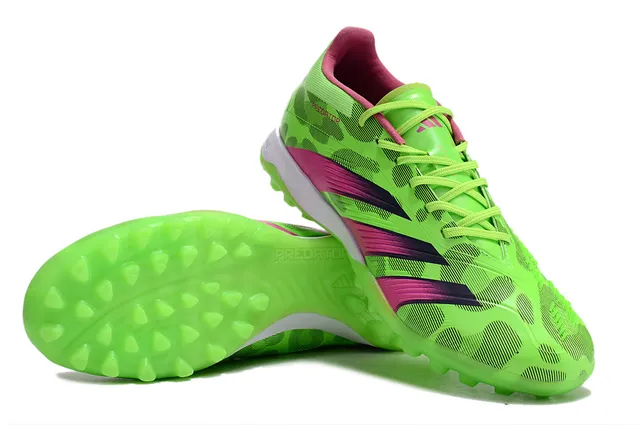 Adidas Predator সবুজ গোলাপি নিওন সিন্থেটিক উপর ম্যাজেন্টা তিনটি স্ট্রাইপ ওভারলে টার্ফ ফুটবল জুতো 4