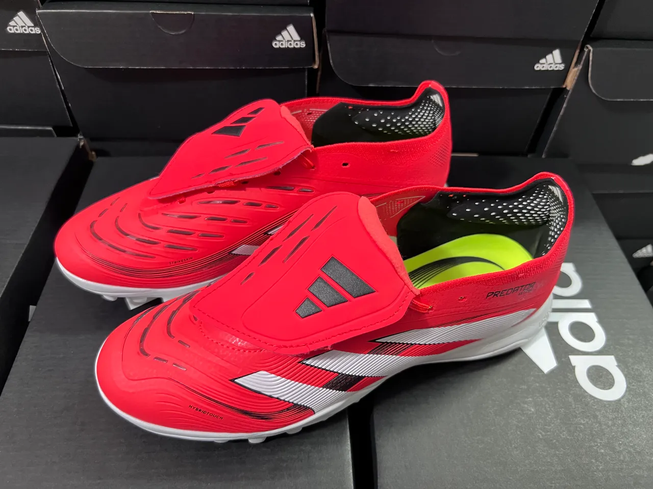 Adidas Predator Rouge Blanc Low-Cut Hybrid-Touch Upper Turf Chaussures de Football 2