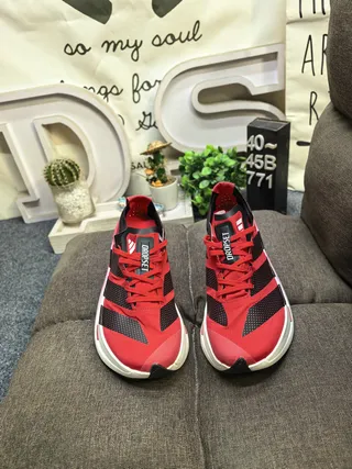Adidas Red Black Sculpted Midsole Engineered Mesh Upper Running Shoes 10