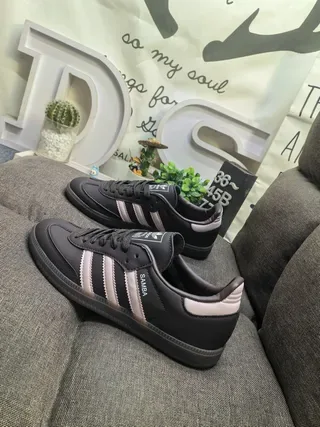 Adidas Samba Black and Pink Lifestyle Sneakers 7