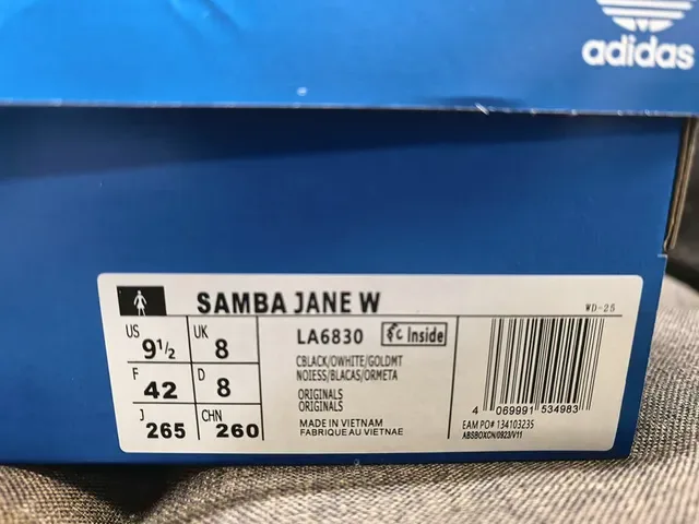 Adidas Samba Classic Black and Cream Lifestyle Sneakers 2