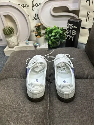 Adidas Samba सफेद और बैंगनी लाइफस्टाइल स्नीकर 8