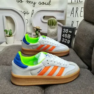 Adidas Samba सफेद नारंगी नियोन हरा नीला Gum लाइफस्टाइल स्नीकर