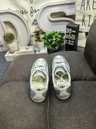 Adidas Silver White Metallic Leather Perforated Toebox Lifestyle Sneakers 8