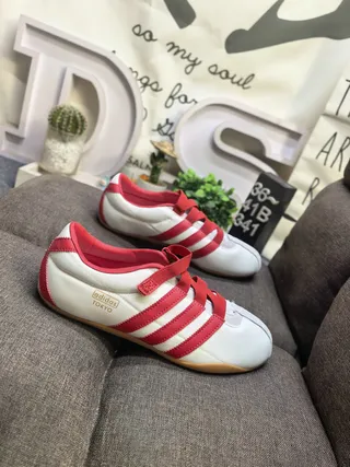 Adidas Spezial Blue Beige Low-Top Velcro Strap Lifestyle Sneakers 9