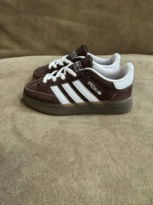 Adidas Spezial Gray White Suede Upper Three Serrated Stripes Lifestyle Sneakers 10