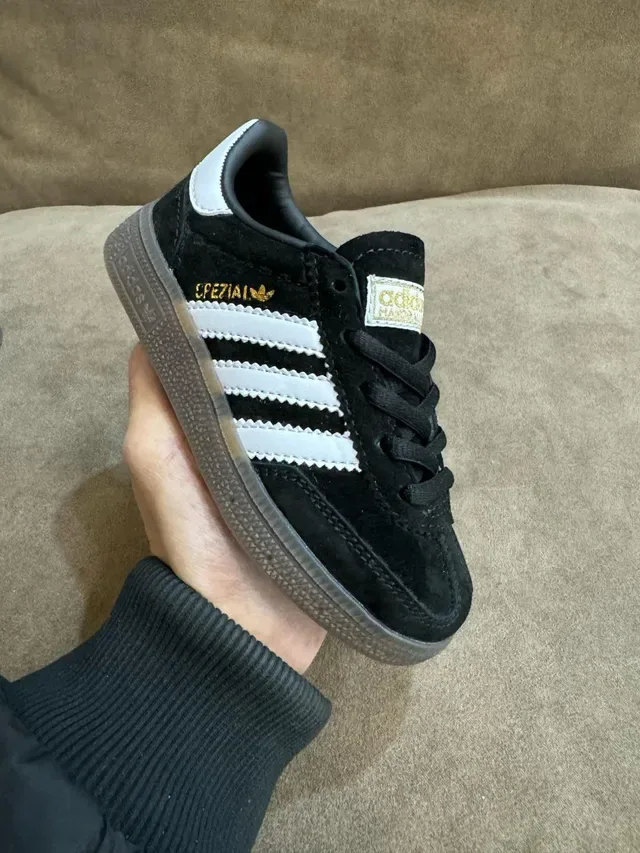 Adidas Spezial Gray White Suede Upper Three Serrated Stripes Lifestyle Sneakers 11