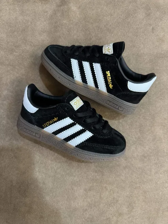 Adidas Spezial Gray White Suede Upper Three Serrated Stripes Lifestyle Sneakers 17