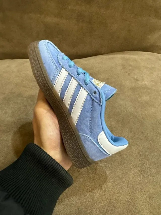 Adidas Spezial Gray White Suede Upper Three Serrated Stripes Lifestyle Sneakers 20