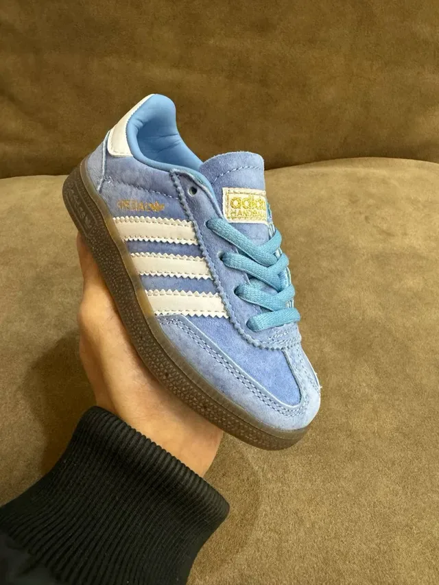 Adidas Spezial Gray White Suede Upper Three Serrated Stripes Lifestyle Sneakers 21