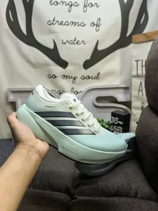 Adidas Supernova Green Gray Lightweight Silhouette Three-Stripe Side Panel Running Shoes 5