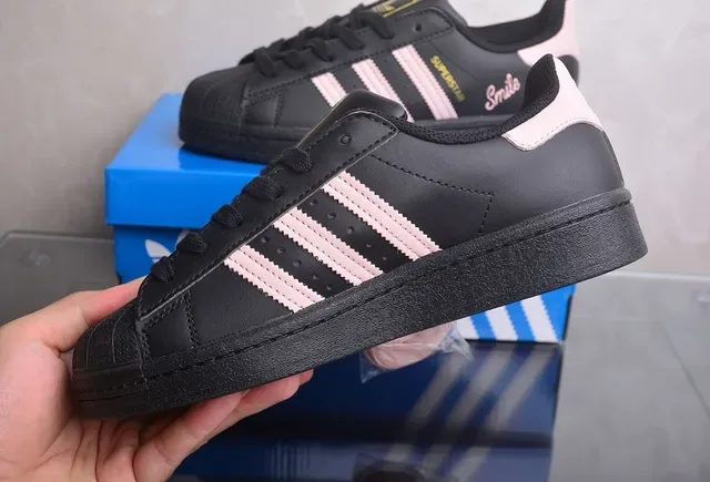 Adidas Superstar Black and Pink Lifestyle Sneakers 7