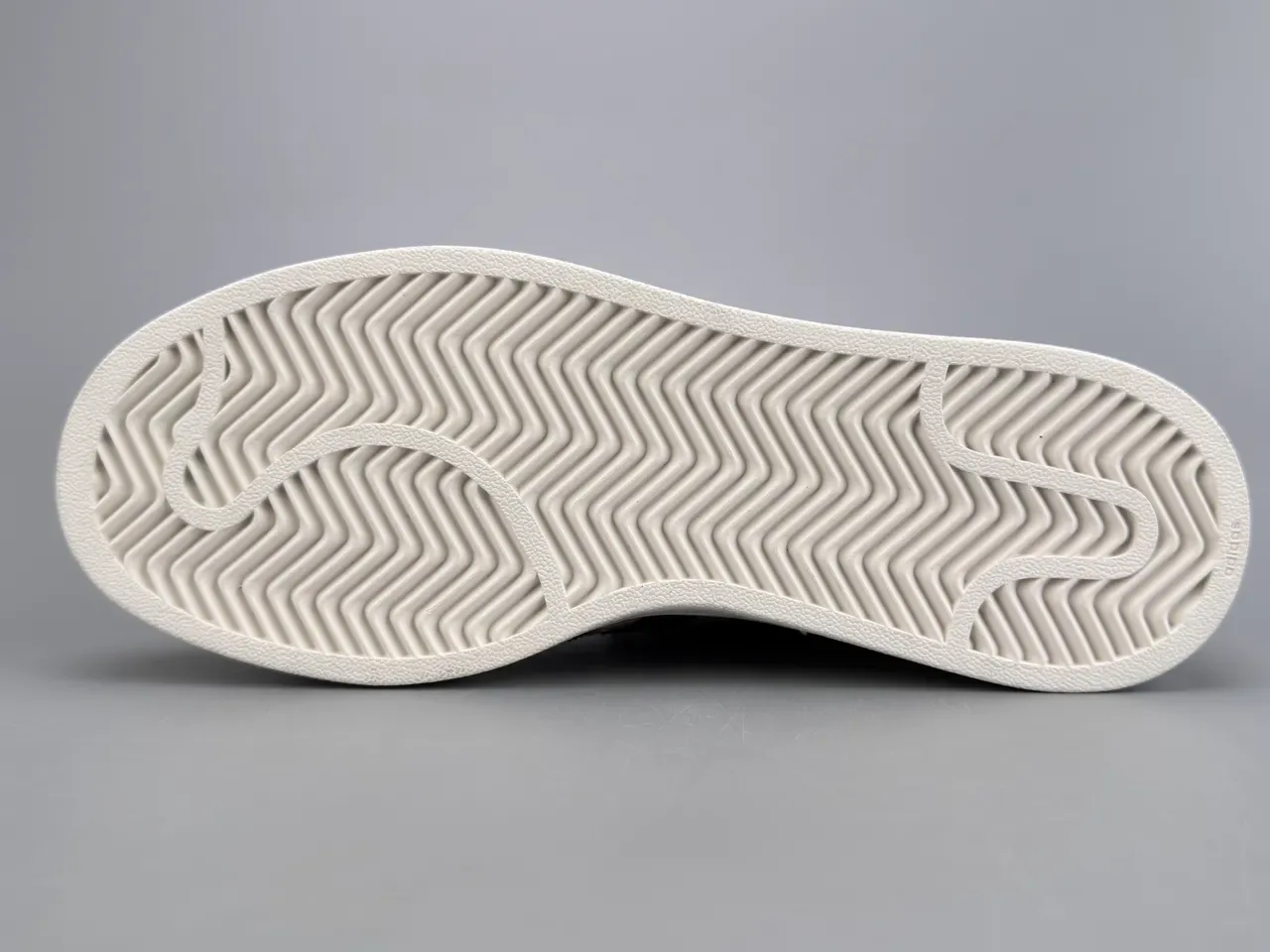 Adidas Superstar मेटालिक स्टार-एम्बॉस्ड गुलाबी सोना लाइफस्टाइल स्नीकर 6