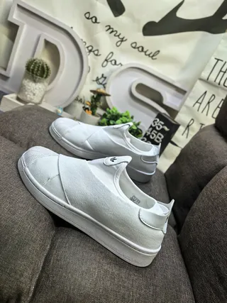 Adidas Superstar Slip-On White Lifestyle Sneakers 7