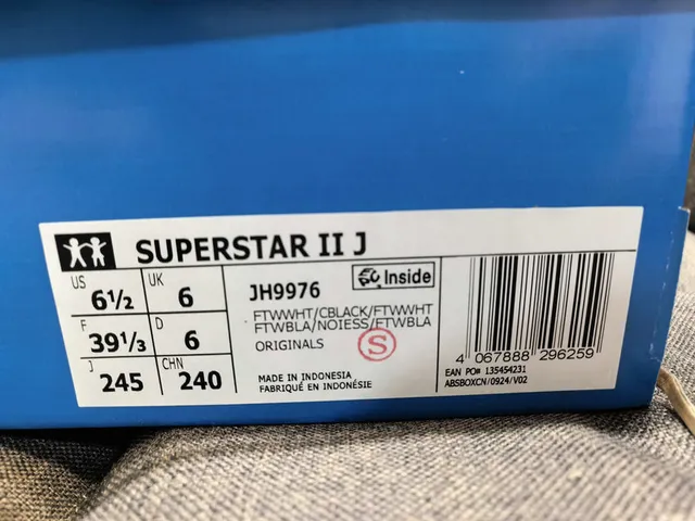 Adidas Superstar White and Pink Lifestyle Sneakers 2