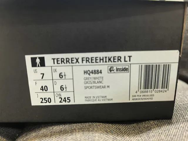 Adidas White Black Chunky Midsole Mesh And Synthetic Overlay Upper Lifestyle Sneakers 12