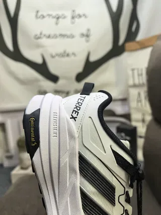 Adidas White Black Chunky Midsole Mesh And Synthetic Overlay Upper Lifestyle Sneakers 23