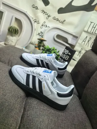 Adidas White Black Leather Upper Three-Stripe Side Panel Lifestyle Sneakers 7