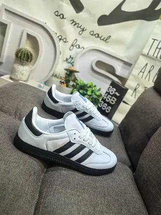 Adidas White Black Leather Upper Three-Stripe Side Panel Lifestyle Sneakers 9