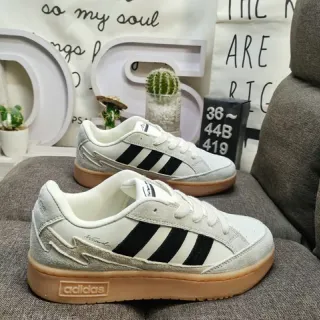 Adidas White Black Low-Top Suede-Textile Hybrid Lifestyle Sneakers