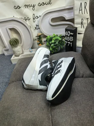 Adidas White Black Racing-Inspired Silhouette Perforated Mesh Upper Lifestyle Sneakers 6