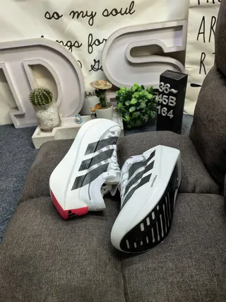 Adidas Blanco Negro Esculpido Mediplantilla Franja Perforada Superposición Zapatos de running 6