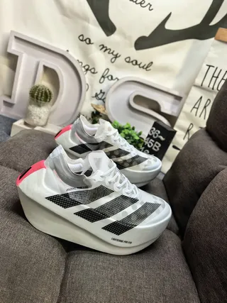Adidas Blanco Negro Esculpido Mediplantilla Franja Perforada Superposición Zapatos de running 9
