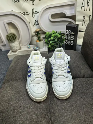 Adidas White Blue Low-Top Cupsole Lifestyle Sneakers 10