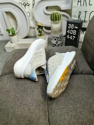 Adidas White Blue Mesh Upper Three-Stripe Side Panel Lifestyle Sneakers 6
