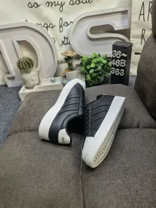 Adidas White Green Low-Top Leather-Look Upper Lifestyle Sneakers 16