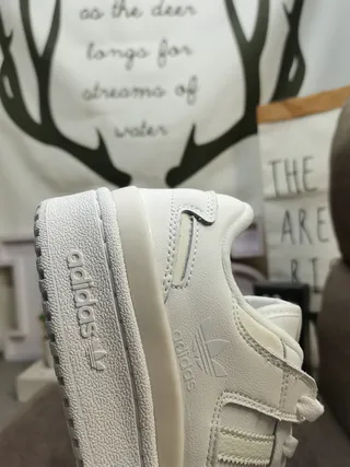Adidas White Low-Top Lifestyle Sneakers 4