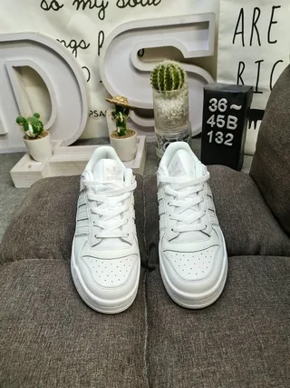 Adidas White Low-Top Lifestyle Sneakers 10