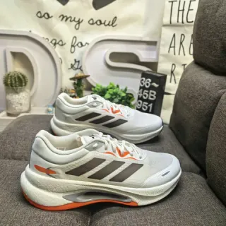 Adidas Blanc Orange Knit Upper Sculpted Midsole Chaussures de course