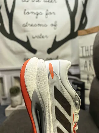 Adidas Blanco Naranja Knit Upper Sculpted Midsole Zapatos de correr 3
